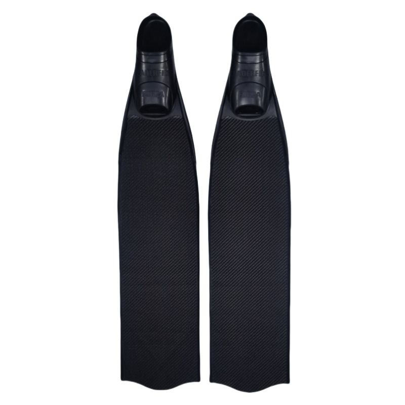 A set of carbon fiber long bla - Fin Diving Blade review and price