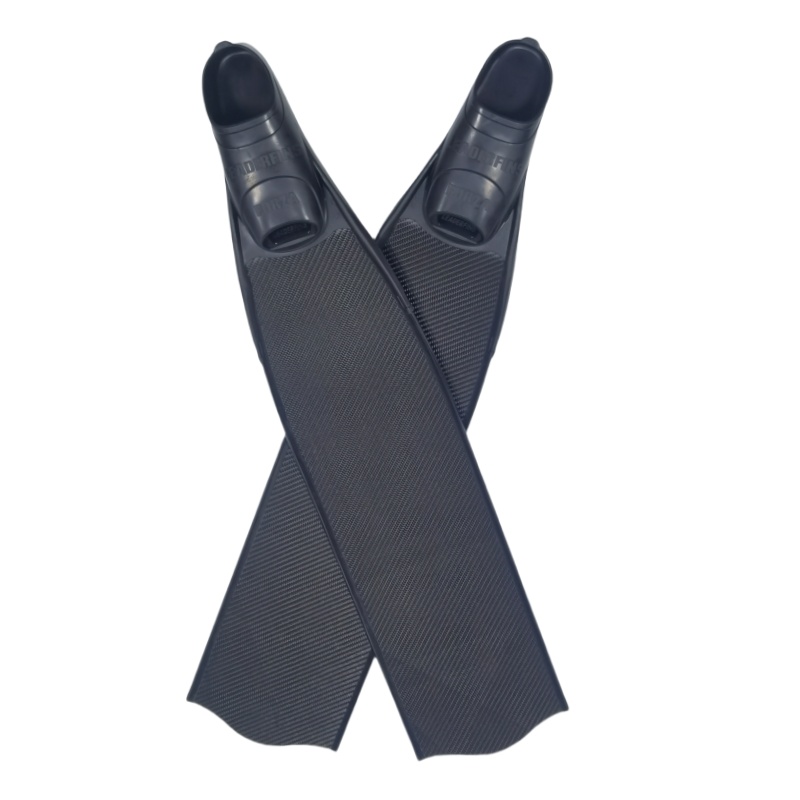 A set of carbon fiber long bla - Fin Diving Blade review and price